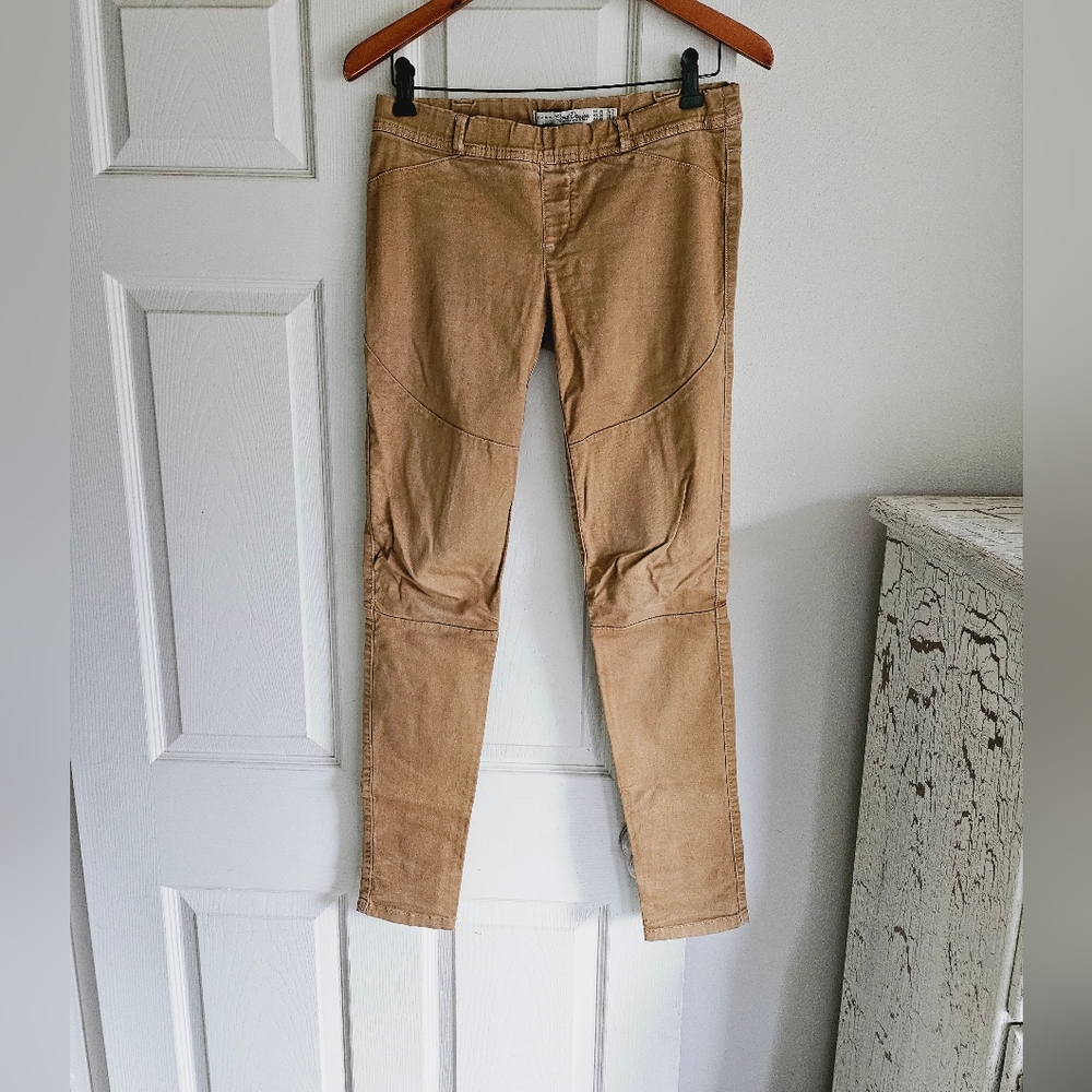 Zara Core Denim Jeggings 4 Actual 29"x31" Excellent Condition